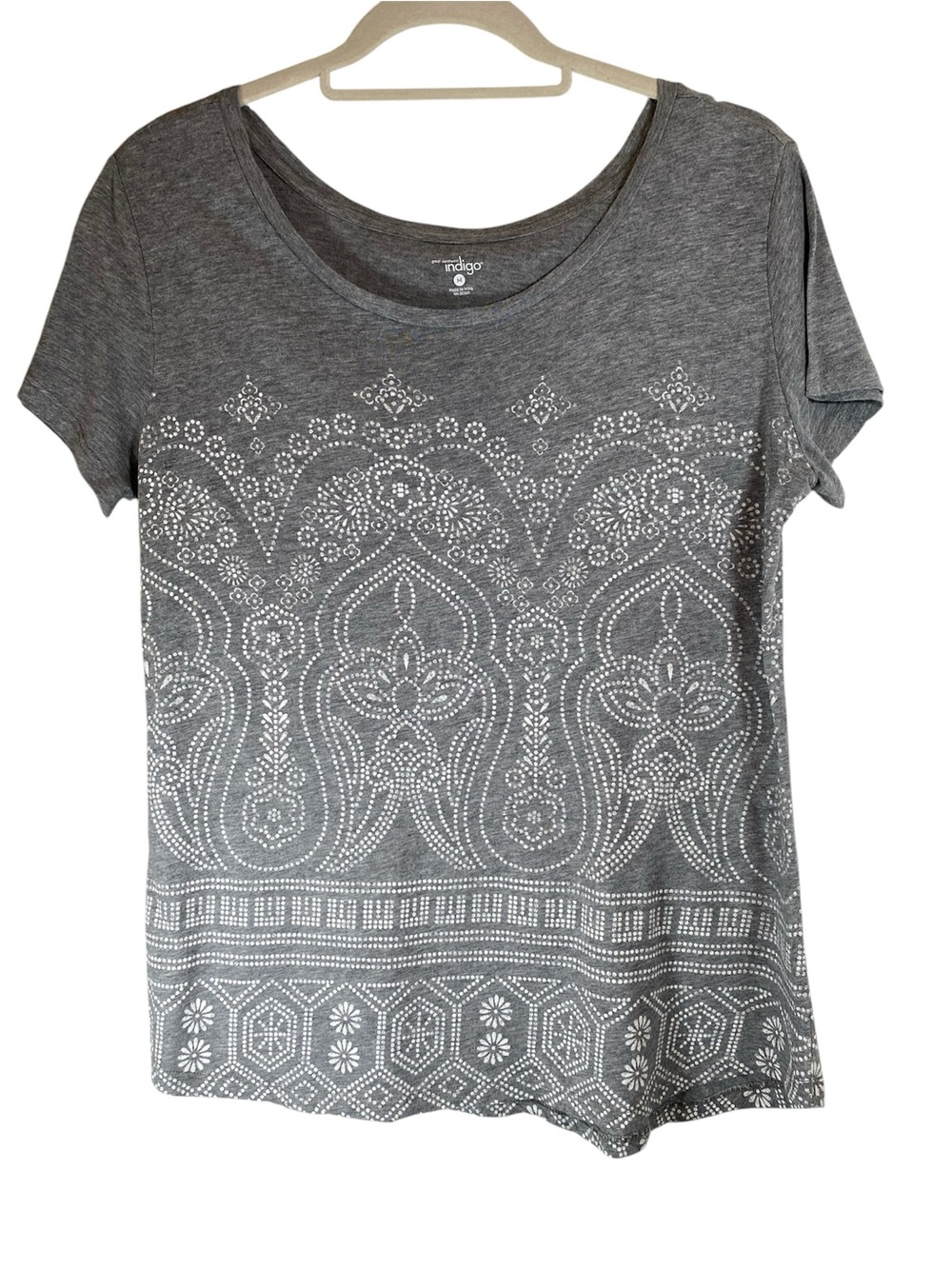 INDIGO by Great Northwest Boho Gray Tee Mandala Paisley Print M